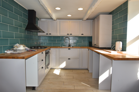 Fitted Kitchen