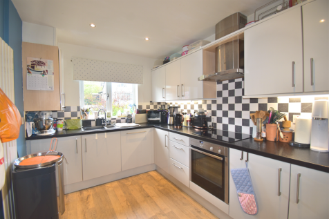 Fitted Kitchen