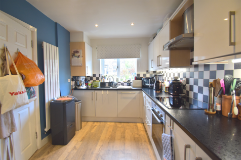 Fitted Kitchen