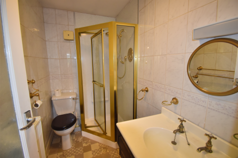 En suite Shower Room