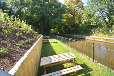 Communal Gardens 