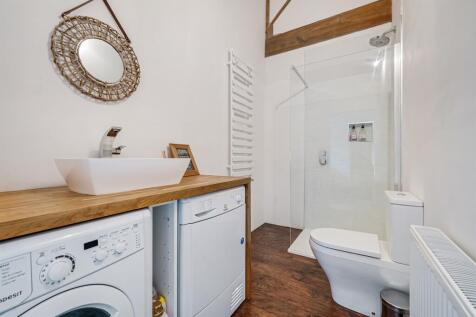 En suite Shower Room