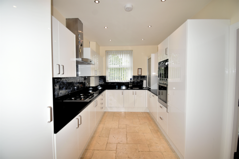 Fitted Kitchen 