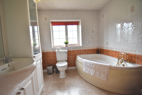 Ensuite Bathroom