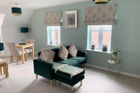Open plan Lounge