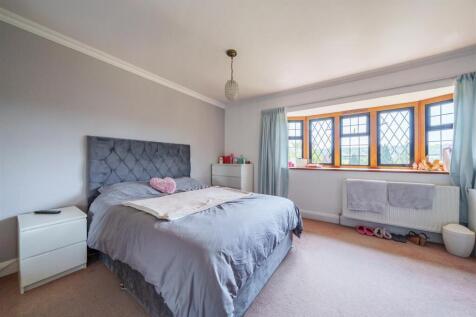 Bedroom.jpg