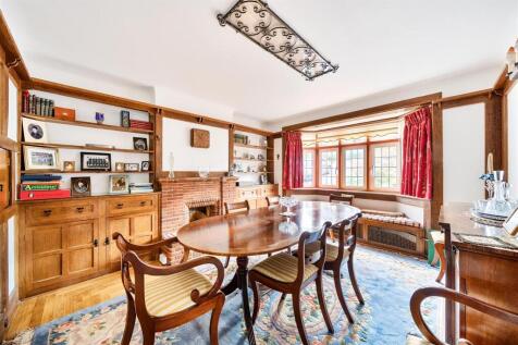 Dining Room.jpg