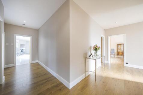 Hall.jpg