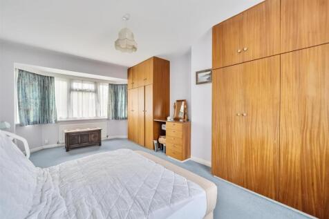 Bedroom.jpg