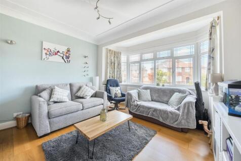 Family Room.jpg