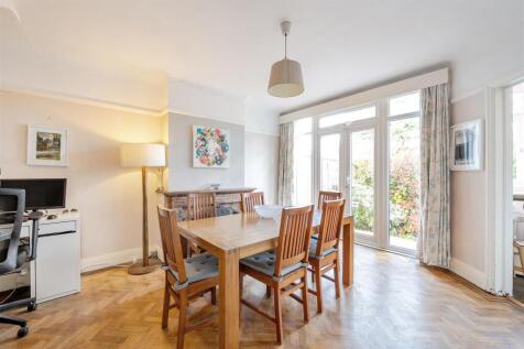 Dining Room.jpg