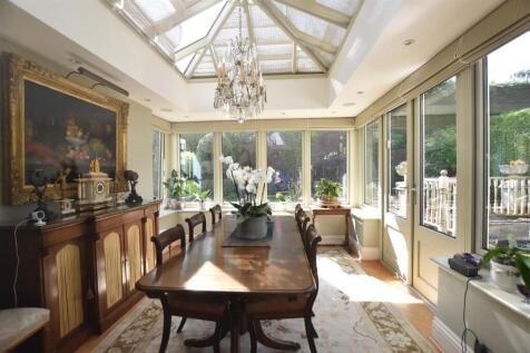 Dining Room.JPG