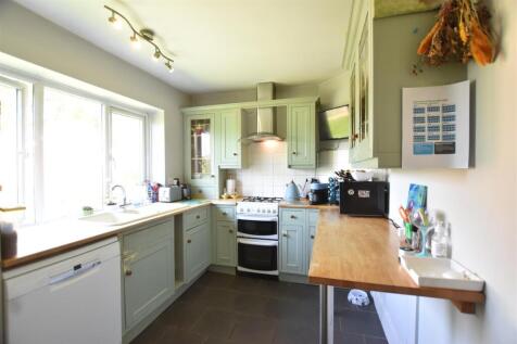 Kitchen.JPG