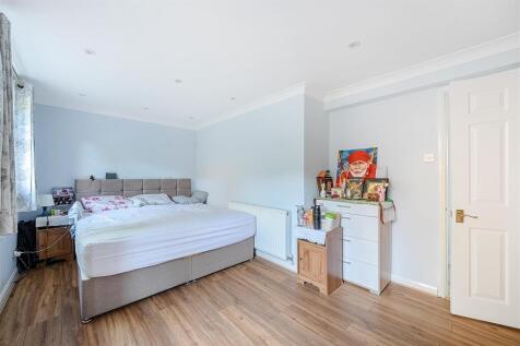 Bedroom.jpg