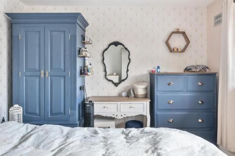 bedroom 3.jpg
