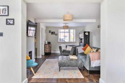 snug room 2.jpg
