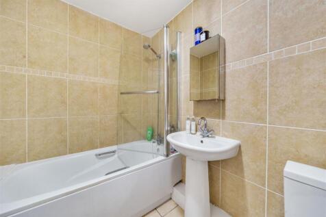 Bathroom.jpg