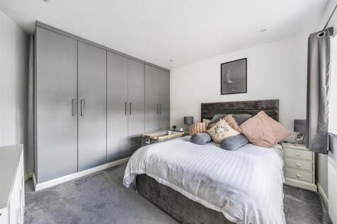 Main bedroom.jpg