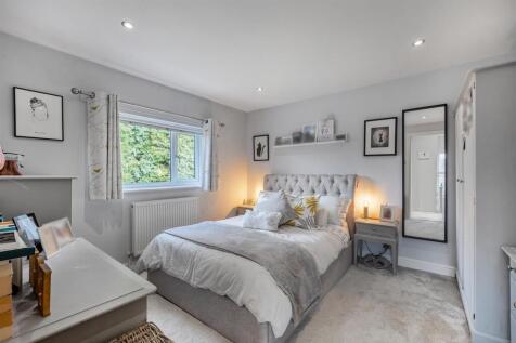 Bedroom.jpg