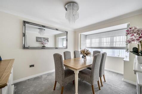 Dining Room.jpg