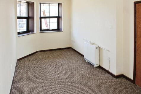 Living / Dining Area