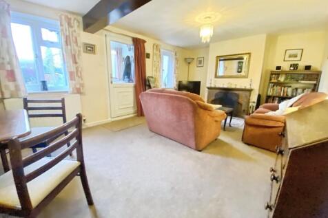 pbox-living_room-340782.jpeg