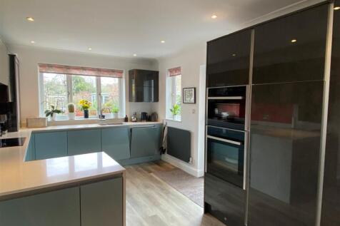 Kitchen 9.jpg