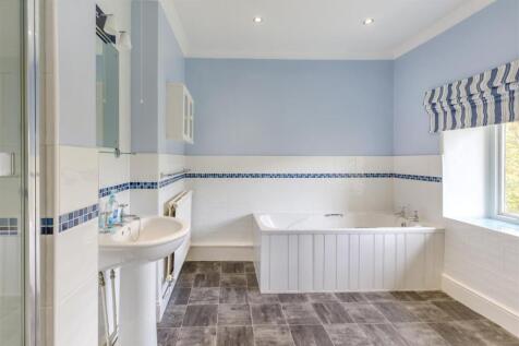 8526613-interior13.jpg