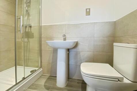 pbox-bathroom-307822.jpg
