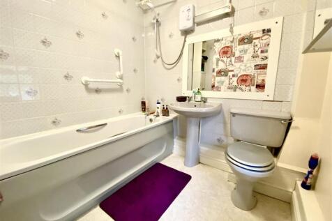 Flat 1 (4).jpeg