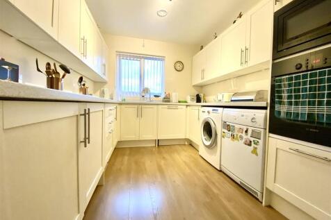 Flat 3 (11).jpeg