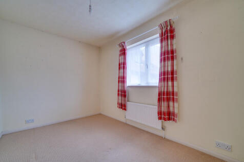 98 Dart Close, St...