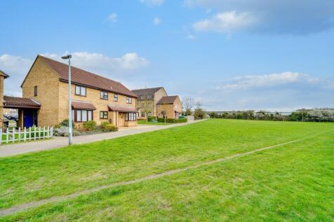 98 Dart Close, St...