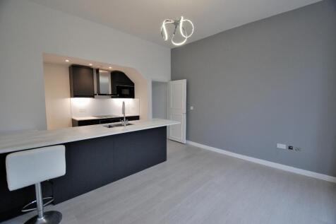 Open-Plan Living/Dining/Kitchen