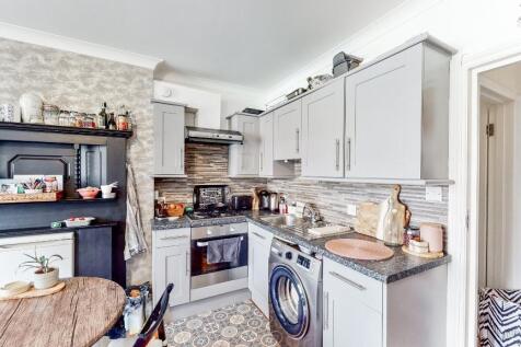 Stylish Kitchen/Dining Area