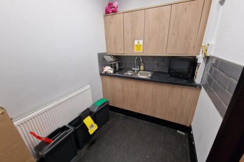 Communal Kitchen