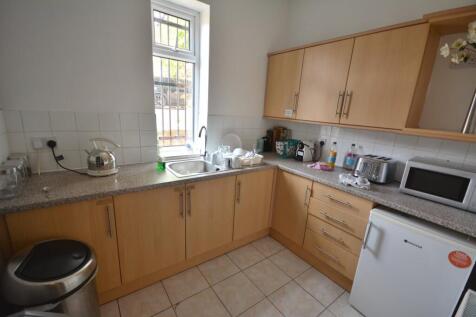 Communal Kitchen