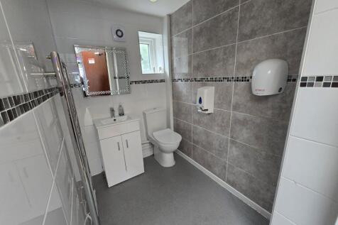 Ground Floor W.C.