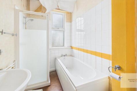 First Floor Bathroom