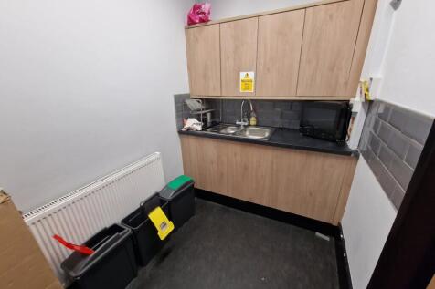 Communal Kitchen