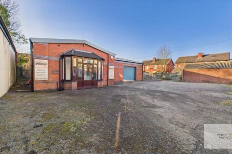 Front Elevation and Yard