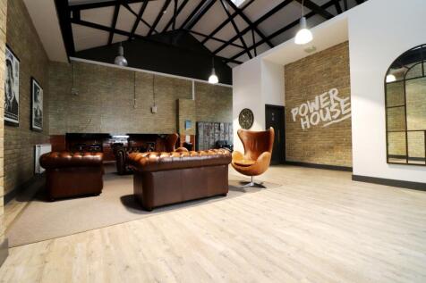 GYM LOUNGE
