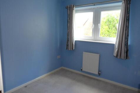 BEDROOM 2 (SINCE DECORATED IN NEUTRAL TONES)