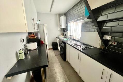 40 cundall road-7