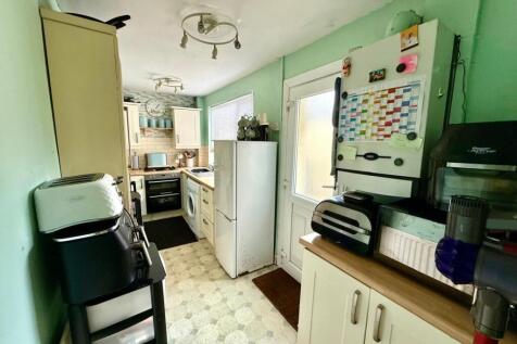 42 topcliffe kitchen 1