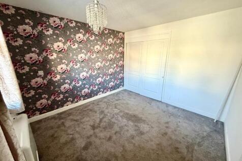 50 the sycamore-bed 1