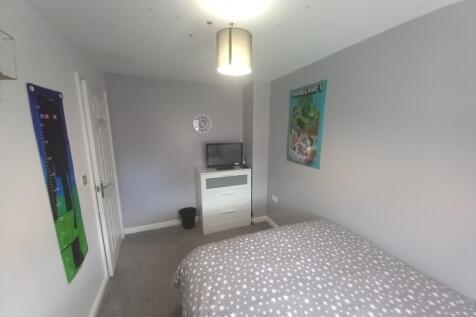 BEDROOM  TWO