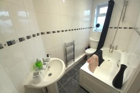 23B BATHROOM