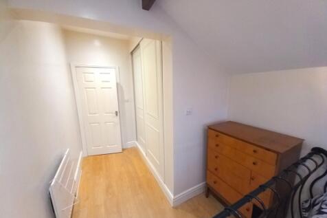 23B BEDROOM