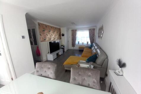 LOUNGE AND DINING ROOM